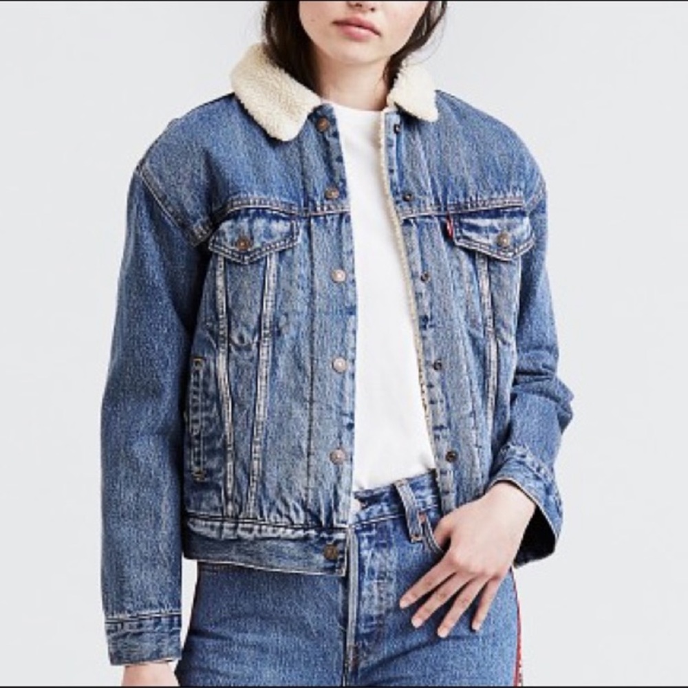 NWT Levis ORIGINAL SHERPA TRUCKER JACKET